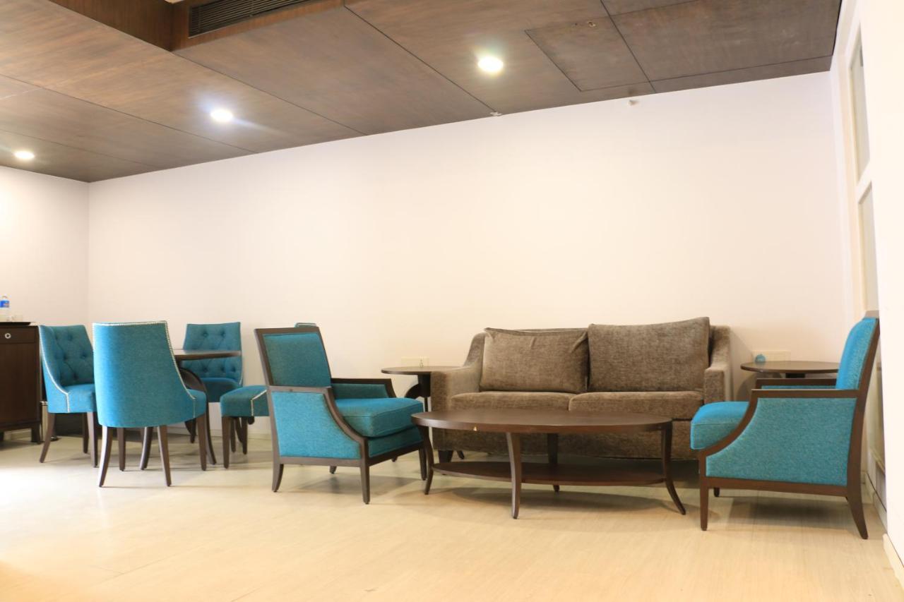 Jalsa Hotel & Banquets,Indore Eksteriør bilde