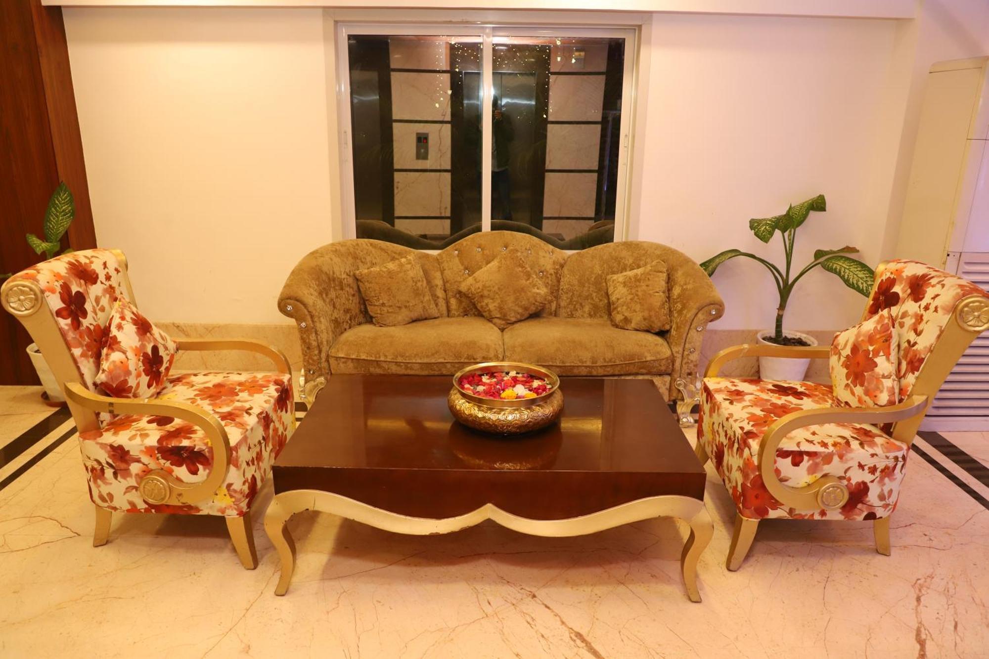 Jalsa Hotel & Banquets,Indore Eksteriør bilde