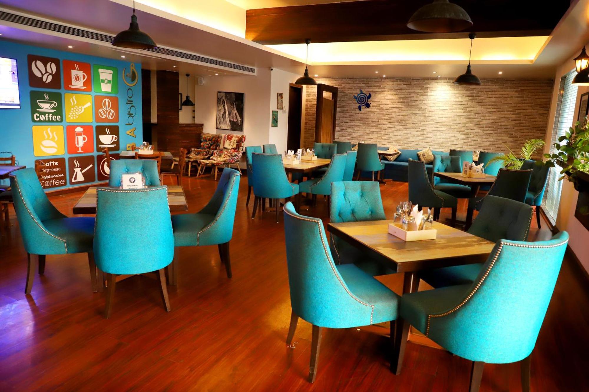 Jalsa Hotel & Banquets,Indore Eksteriør bilde